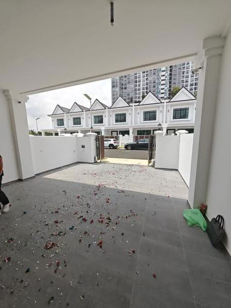2-storey Terraced House for Sale in Bandar Seri Alam (Masai) - Yucong . - Exterior - PropertyGuru.com.my