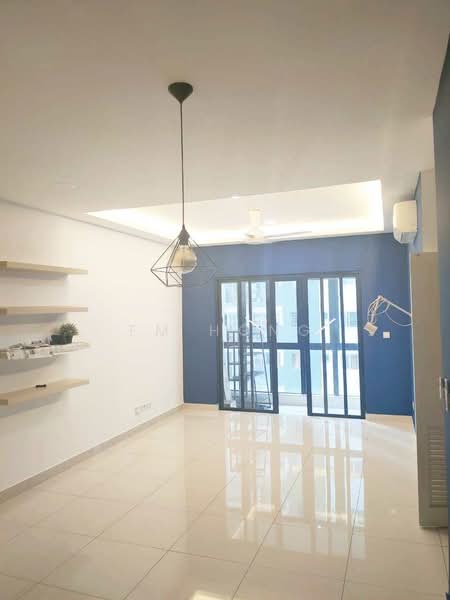 Kondominium untuk Dijual di The Haute Gurney - FM Hong - Living Room - PropertyGuru.com.my