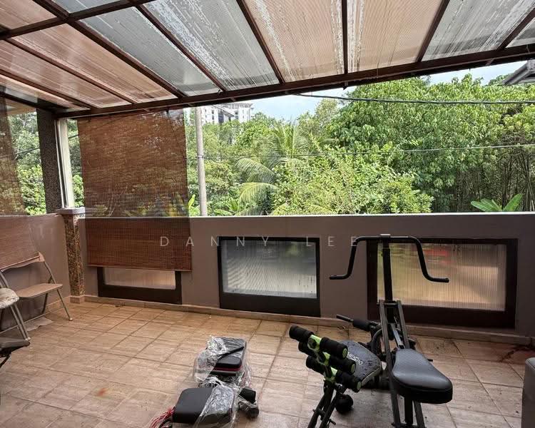 2-storey Terraced House for Sale in Lestari Putra (Seri Kembangan) - Danny Lee - Balcony - PropertyGuru.com.my