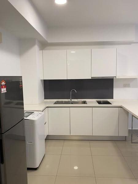 Service Residence for Sale at Eclipse Residence @ Pan'gaea - Justin Tee - Kitchen - PropertyGuru.com.my