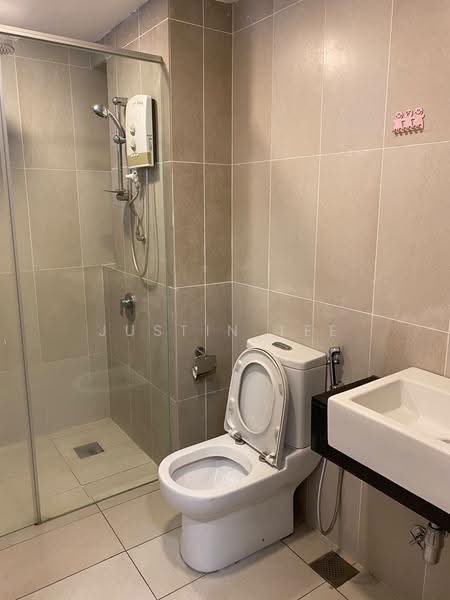 Service Residence for Sale at Eclipse Residence @ Pan'gaea - Justin Tee - Bathroom - PropertyGuru.com.my
