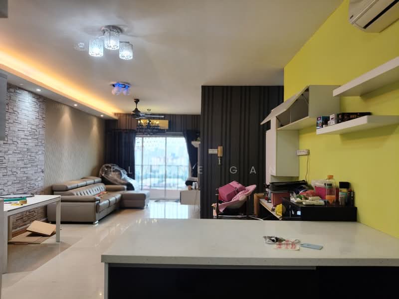 Kondominium untuk Dijual di Dynasty Garden Condominium - Elaine Gan - Living Room - PropertyGuru.com.my