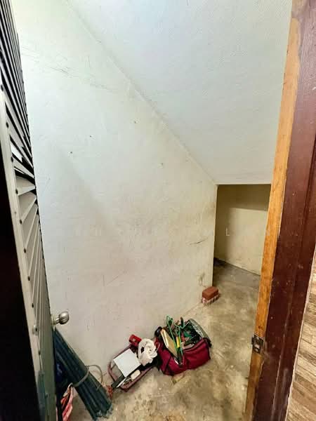 Semi-Detached House for Sale in Taman Johor Jaya (Johor Bahru) - Fakhrul Imlan - Interior - PropertyGuru.com.my