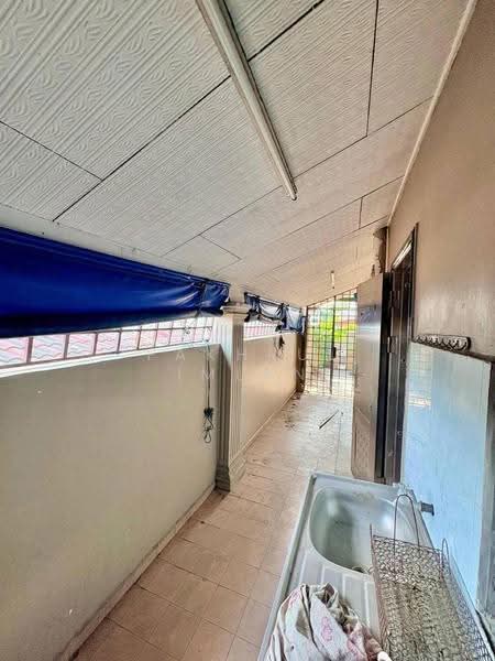 Semi-Detached House for Sale in Taman Johor Jaya (Johor Bahru) - Fakhrul Imlan - Corridor - PropertyGuru.com.my