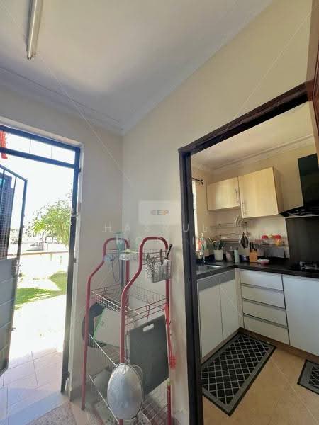 Bungalow House untuk Dijual di Penang Golf Resort (Kepala Batas) - Hasrul Rosli - Kitchen - PropertyGuru.com.my