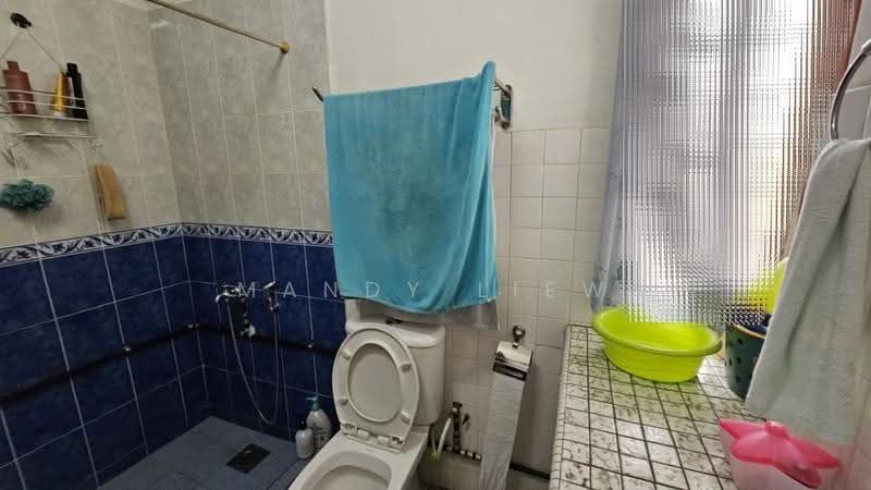 2-storey Terraced House for Sale in Taman Bukit Maluri (Kepong) - Mandy Liew - Bathroom - PropertyGuru.com.my