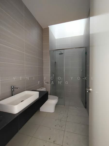 Semi-Detached House for Rent in Setia Alam (Selangor) - Veni Foo Yoke Fuang - Bathroom - PropertyGuru.com.my