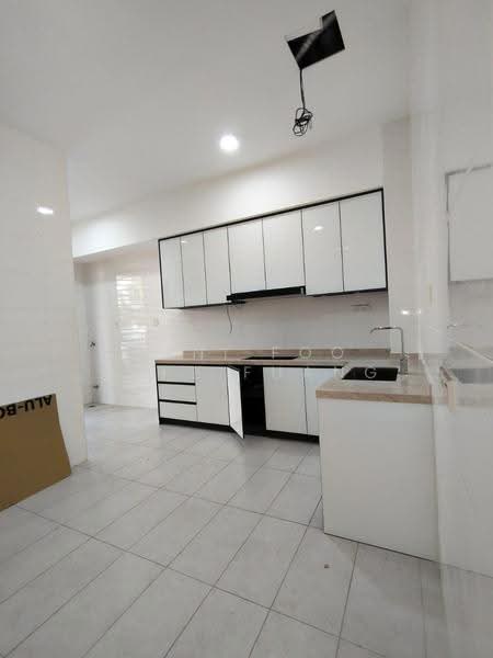 Semi-Detached House for Rent in Setia Alam (Selangor) - Veni Foo Yoke Fuang - Kitchen - PropertyGuru.com.my