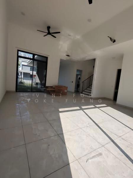 Semi-Detached House for Rent in Setia Alam (Selangor) - Veni Foo Yoke Fuang - Living Room - PropertyGuru.com.my