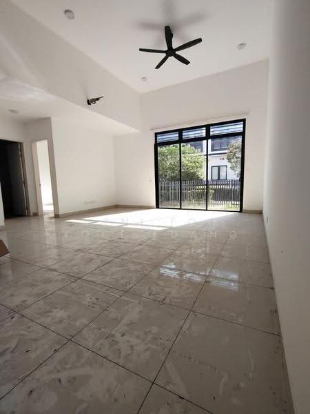 Semi-Detached House for Rent in Setia Alam (Selangor) - Veni Foo Yoke Fuang - Living Room - PropertyGuru.com.my