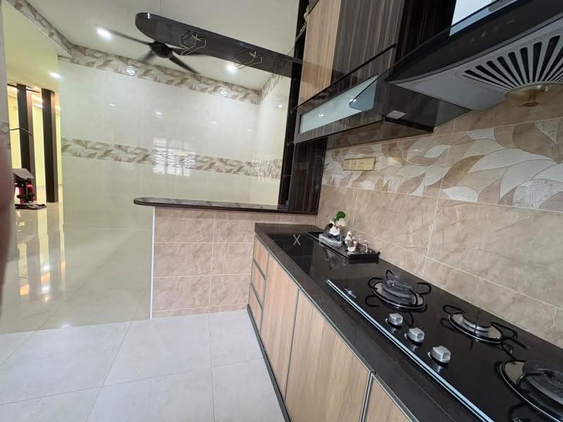 Rumah Teres 1-Tingkat untuk Dijual di Taman Bestari Indah (Ulu Tiram) - Ing Xin - Kitchen - PropertyGuru.com.my