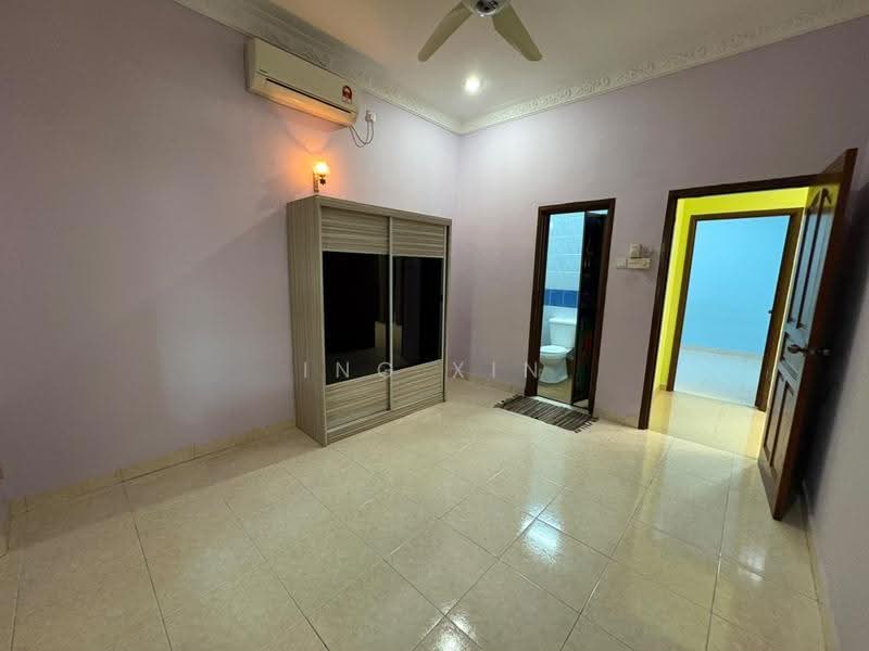 Rumah Teres 1-Tingkat untuk Dijual di Taman Bestari Indah (Ulu Tiram) - Ing Xin - Interior - PropertyGuru.com.my