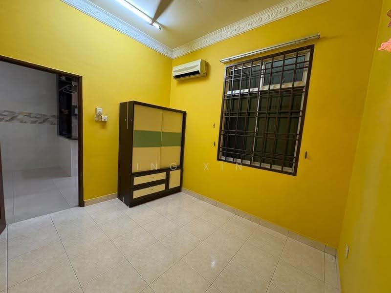 Rumah Teres 1-Tingkat untuk Dijual di Taman Bestari Indah (Ulu Tiram) - Ing Xin - Interior - PropertyGuru.com.my