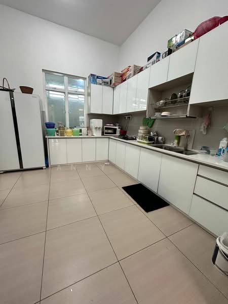 Rumah Teres 2-Tingkat untuk Dijual di Taman Genting Emas (Balik Pulau) - Fanny Wong - Kitchen - PropertyGuru.com.my