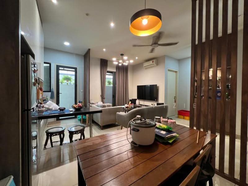 Rumah Teres 3-Tingkat untuk Dijual di Twentyfive7 (Tanjong Duabelas) - Amierul Hafizie - Living Room - PropertyGuru.com.my