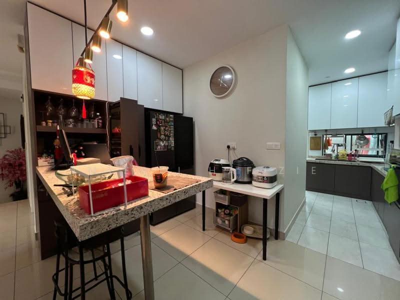 Rumah Teres 3-Tingkat untuk Dijual di Twentyfive7 (Tanjong Duabelas) - Amierul Hafizie - PropertyGuru.com.my