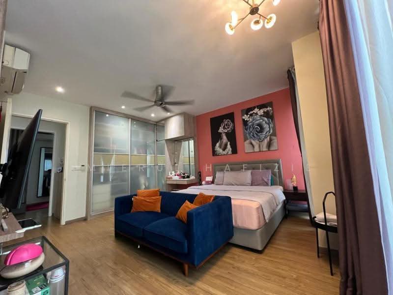 Rumah Teres 3-Tingkat untuk Dijual di Twentyfive7 (Tanjong Duabelas) - Amierul Hafizie - Bedroom - PropertyGuru.com.my