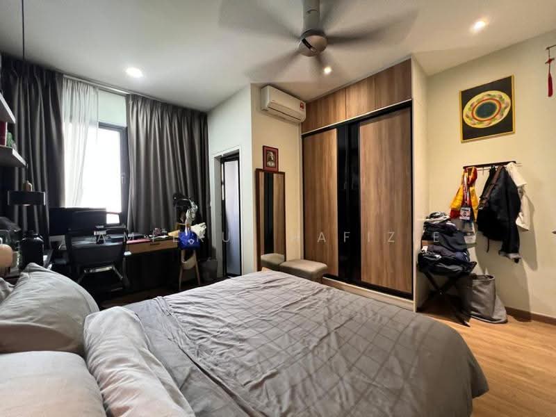 Rumah Teres 3-Tingkat untuk Dijual di Twentyfive7 (Tanjong Duabelas) - Amierul Hafizie - Bedroom - PropertyGuru.com.my