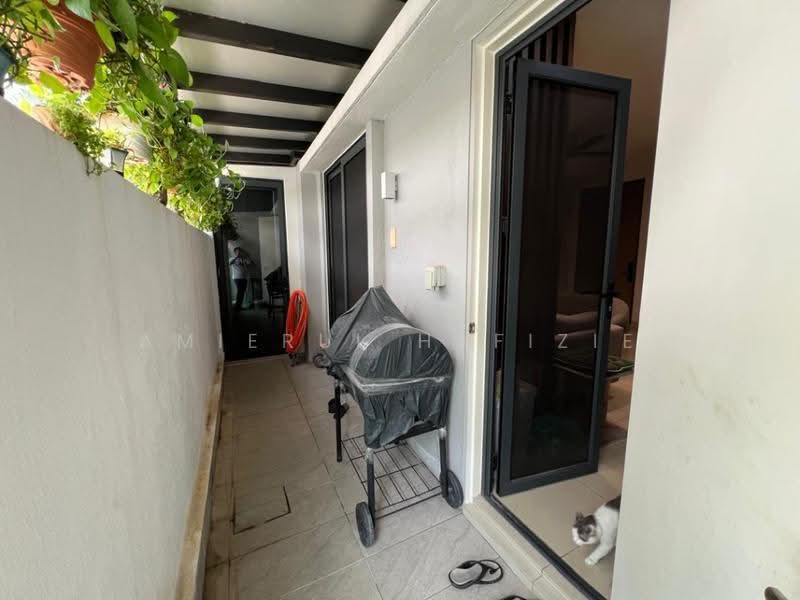 Rumah Teres 3-Tingkat untuk Dijual di Twentyfive7 (Tanjong Duabelas) - Amierul Hafizie - Exterior - PropertyGuru.com.my