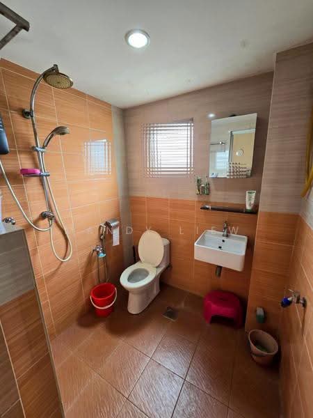 2-storey Terraced House for Sale in Taman Kepong (Kepong) - Mandy Liew - Bathroom - PropertyGuru.com.my