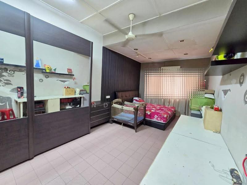 2-storey Terraced House for Sale in Taman Kepong (Kepong) - Mandy Liew - Bedroom - PropertyGuru.com.my