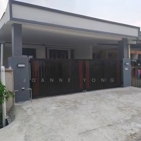 1-storey Terraced House for Sale in Tampoi (Johor) - Joanne Yong - Exterior - PropertyGuru.com.my