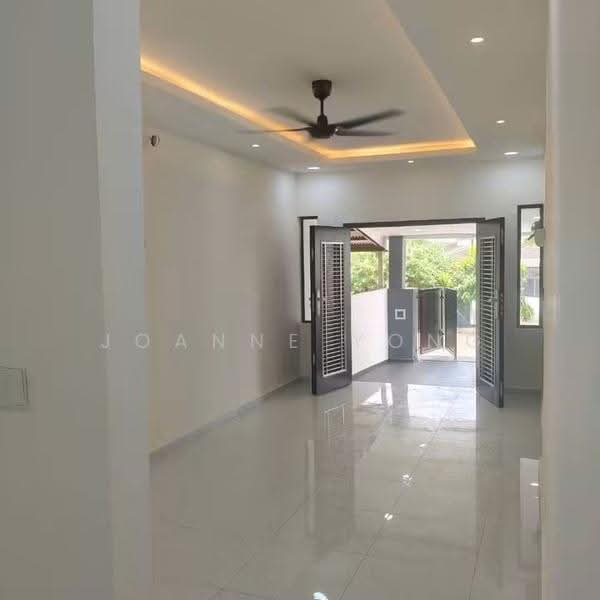 1-storey Terraced House for Sale in Tampoi (Johor) - Joanne Yong - Living Room - PropertyGuru.com.my