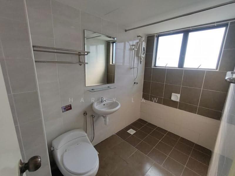 Kondominium untuk Dijual di A'famosa D'Savoy - Harry Law - Bathroom - PropertyGuru.com.my