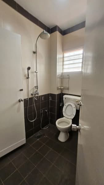 Rumah Teres 2-Tingkat untuk Disewa di SS18 (Subang Jaya) - Agnes Ang - Bathroom - PropertyGuru.com.my