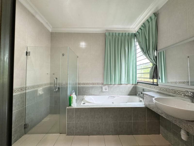 Bungalow House untuk Dijual di Taman Sri Pulai Perdana (Skudai) - Ah Liang - Bathroom - PropertyGuru.com.my