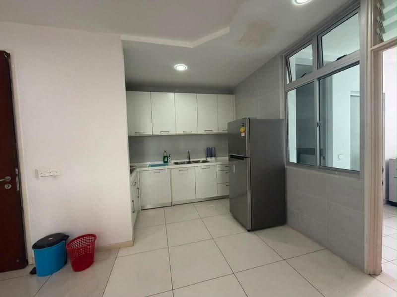 Condominium for Rent at The Seed Taman Sutera Utama - Li Wei - Kitchen - PropertyGuru.com.my