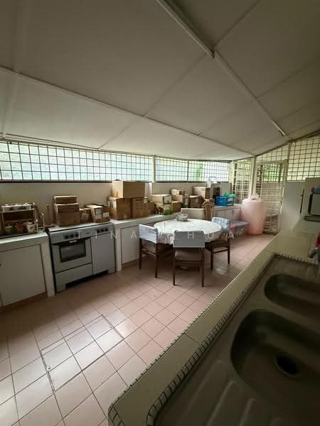 Bungalow House untuk Dijual di Damansara Heights (Kuala Lumpur) - Tina Chua - Kitchen - PropertyGuru.com.my
