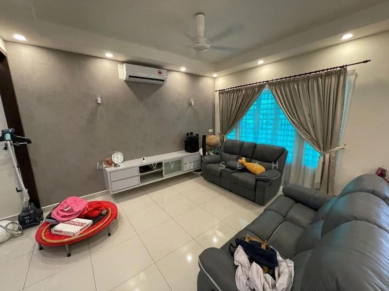 Terraced House for Sale in Kampung Perlis (Bayan Lepas) - Mervyn Seah - Living Room - PropertyGuru.com.my