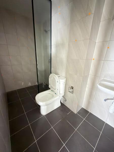 Condominium for Sale at Jelutong Central Residence - Fanny Wong - Bathroom - PropertyGuru.com.my