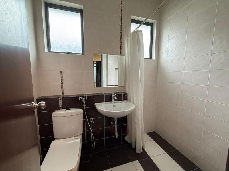 2-storey Terraced House for Rent in East Ledang (Iskandar Puteri (Nusajaya)) - Li Wei - Bathroom - PropertyGuru.com.my