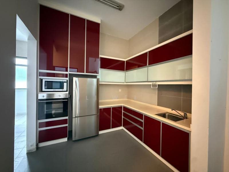 2-storey Terraced House for Rent in East Ledang (Iskandar Puteri (Nusajaya)) - Li Wei - Kitchen - PropertyGuru.com.my