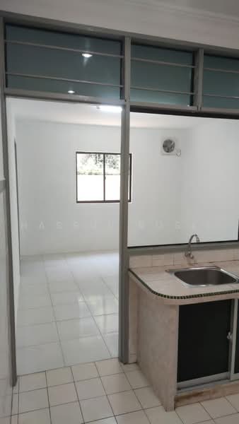 Rumah Berkembar untuk Dijual di Taman Ria Jaya (Sungai Petani) - Hasrul Rosli - Kitchen - PropertyGuru.com.my