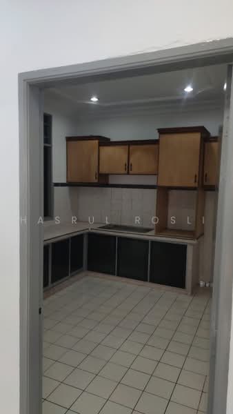 Rumah Berkembar untuk Dijual di Taman Ria Jaya (Sungai Petani) - Hasrul Rosli - Kitchen - PropertyGuru.com.my