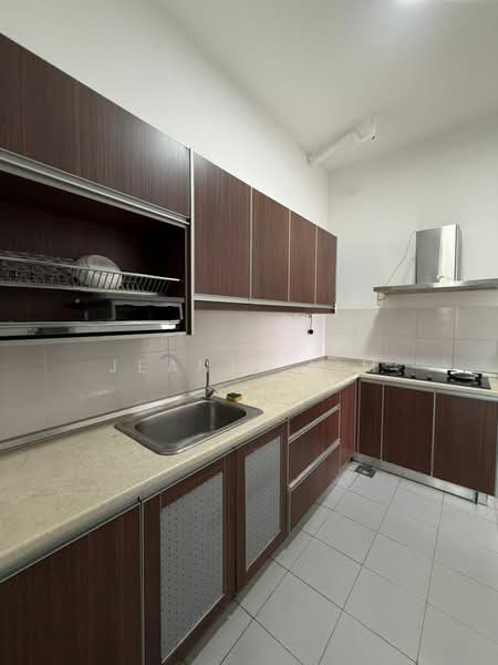 Kondominium untuk Disewa di BayStar Condominium - Jeanie Lim - Kitchen - PropertyGuru.com.my