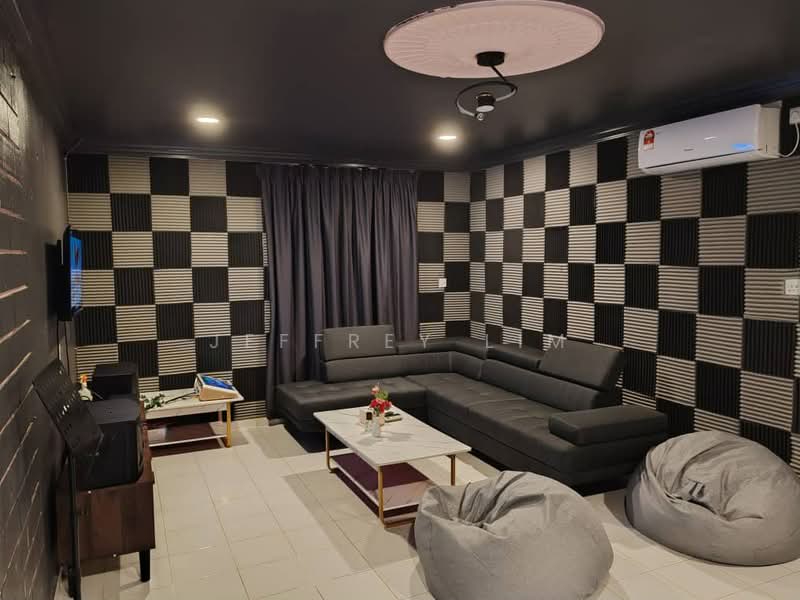 Semi-Detached House for Sale in Taman Johor Jaya (Johor Bahru) - Jeffrey Lim - Living Room - PropertyGuru.com.my