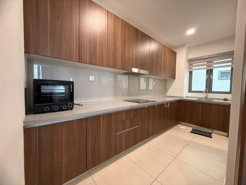 Condominium for Rent at Lakefront Residence - Darren Lim - Kitchen - PropertyGuru.com.my