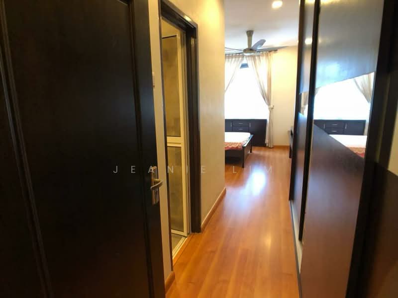 Kondominium untuk Disewa di Bayswater Resort Condominium - Jeanie Lim - Corridor - PropertyGuru.com.my