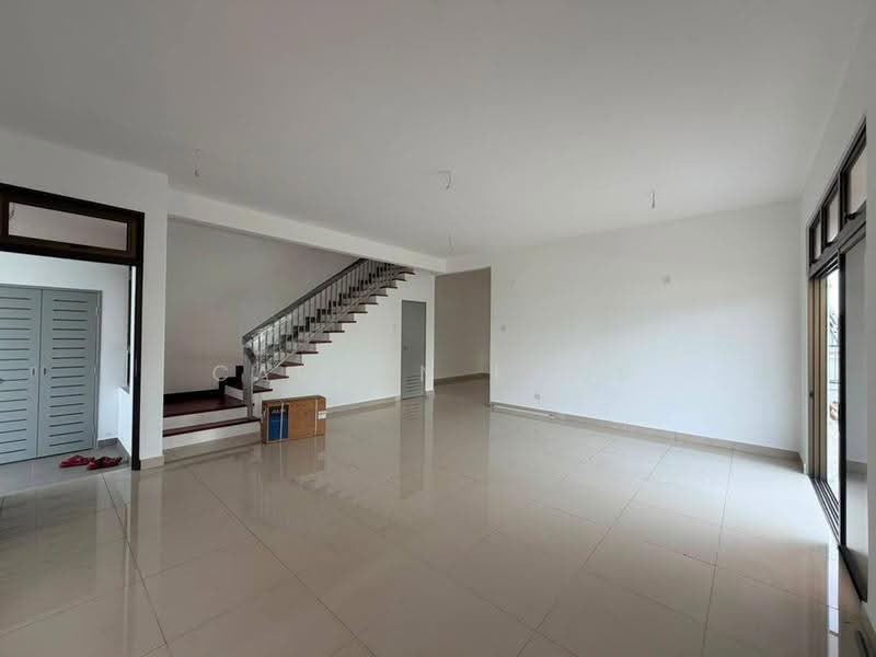 Rumah Teres 2-Tingkat untuk Dijual di Mutiara Rini (Skudai) - Carmen Kang - Living Room - PropertyGuru.com.my