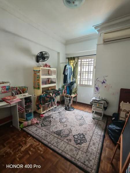 Pangsapuri untuk Dijual di Putri Ria Apartment - Tommy Phua - Study - PropertyGuru.com.my