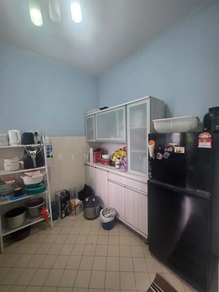 Pangsapuri untuk Dijual di Mon Bisca - Benjamin Ong - Kitchen - PropertyGuru.com.my