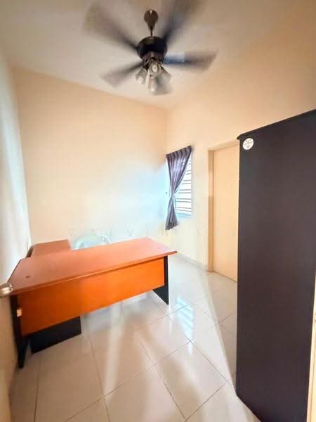 2-storey Terraced House for Rent in Taman Seri Austin (Tebrau) - Calvin Lee - Study - PropertyGuru.com.my