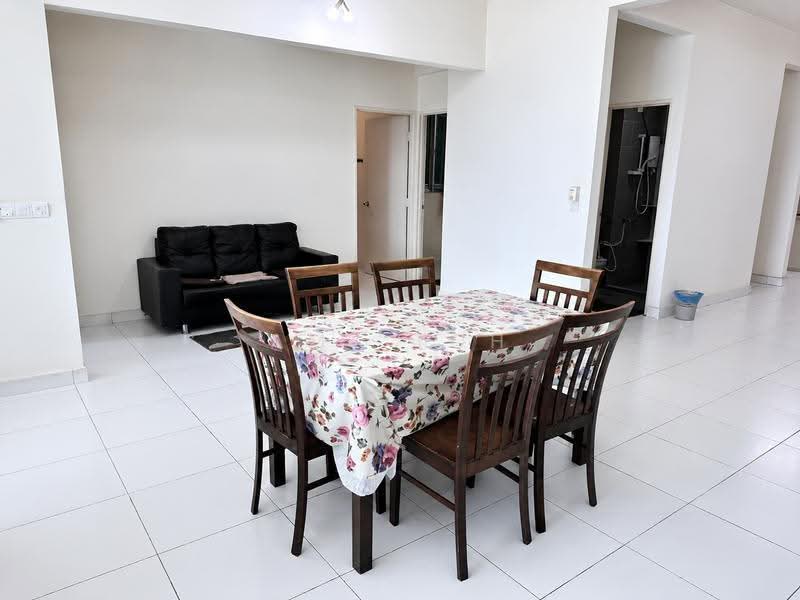 Kondominium untuk Disewa di Elit Heights @ Bayan City - Amy Toh - Dining Room - PropertyGuru.com.my