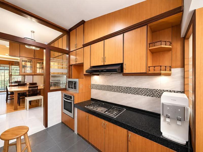 1.5-storey Terraced House for Sale in Taman Pelangi Indah (Ulu Tiram) - Fakhrul Imlan - Kitchen - PropertyGuru.com.my