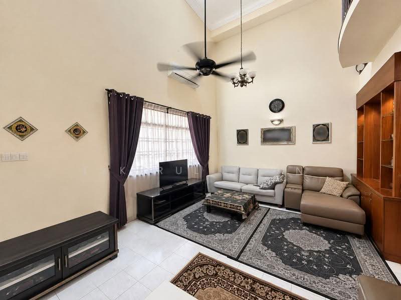 1.5-storey Terraced House for Sale in Taman Pelangi Indah (Ulu Tiram) - Fakhrul Imlan - Living Room - PropertyGuru.com.my