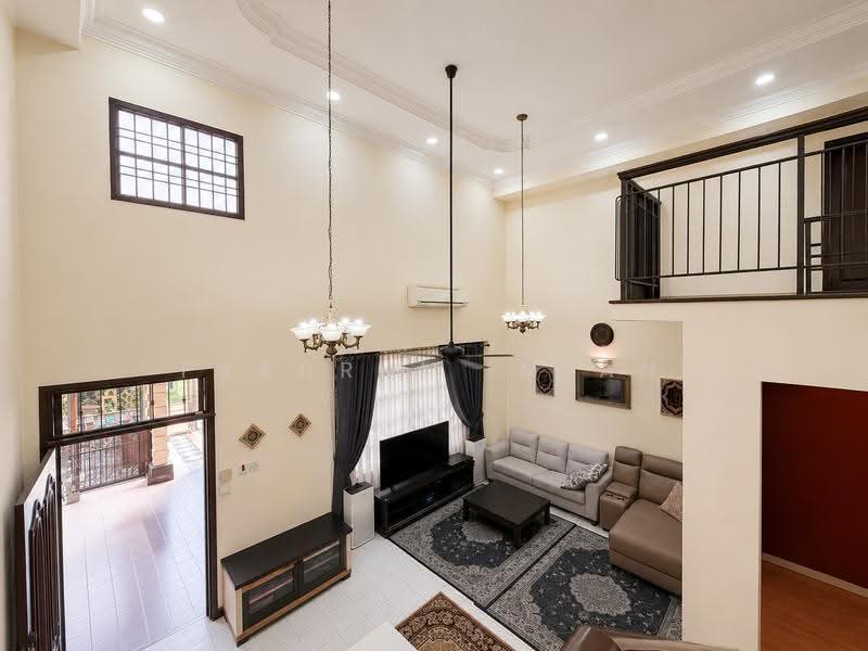 1.5-storey Terraced House for Sale in Taman Pelangi Indah (Ulu Tiram) - Fakhrul Imlan - Living Room - PropertyGuru.com.my